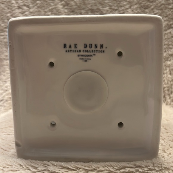 RAE DUNN “Penthouse” Ceramic Birdhouse - Picture 7 of 9